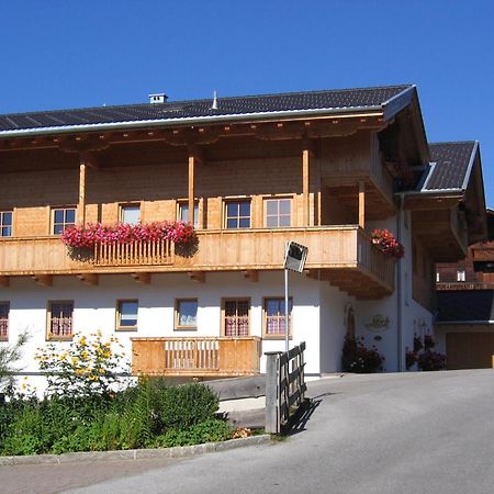 Gaestehaus Larch Алпбах Екстериор снимка