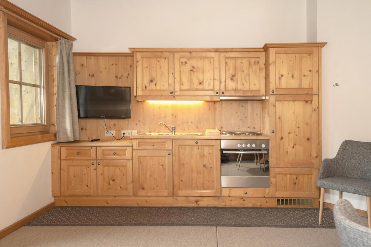 Gaestehaus Larch Алпбах Екстериор снимка