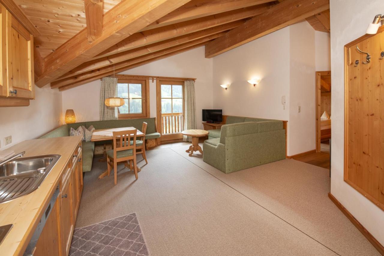 Gaestehaus Larch Алпбах Екстериор снимка