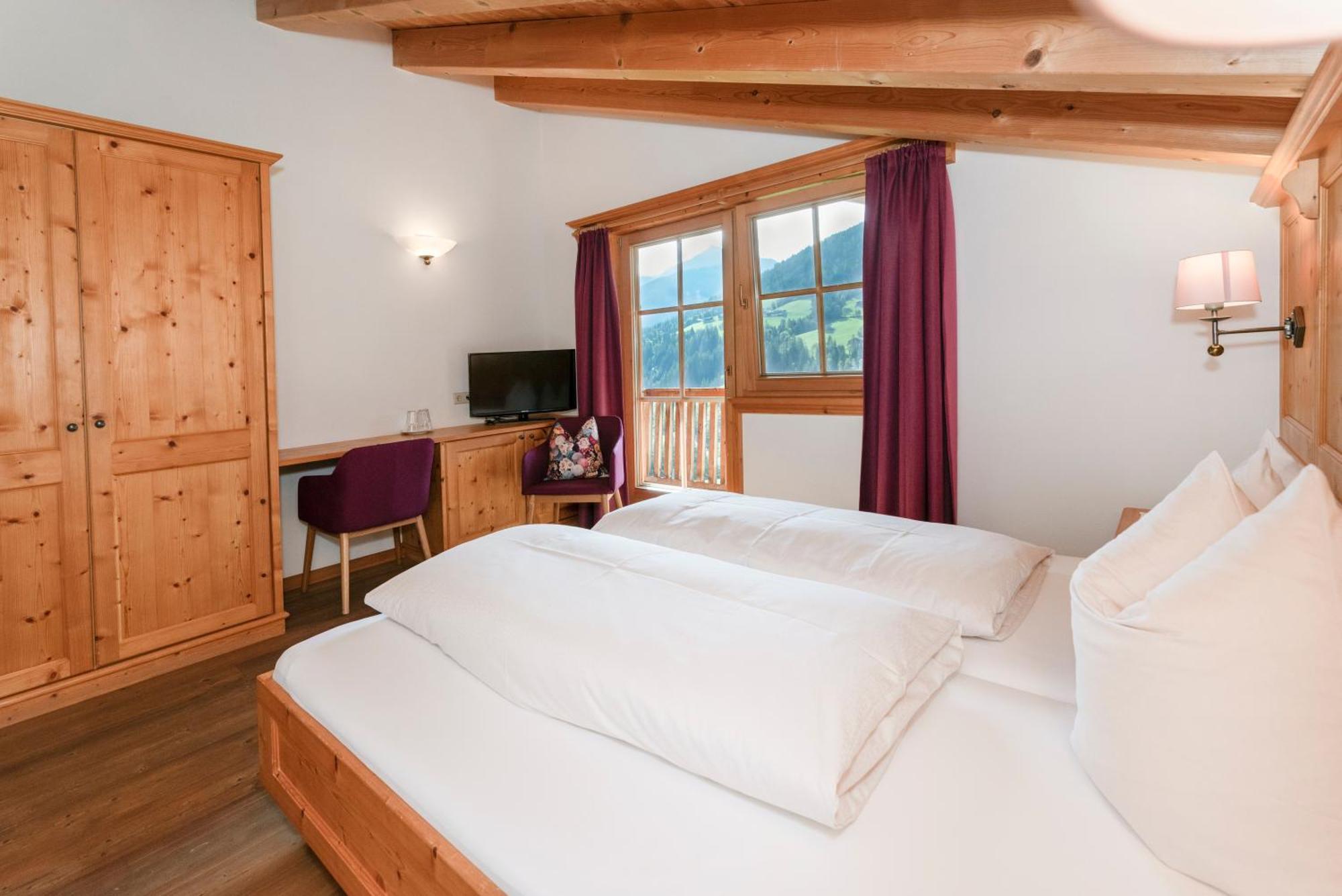 Gaestehaus Larch Алпбах Екстериор снимка
