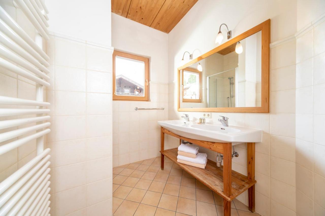 Gaestehaus Larch Алпбах Екстериор снимка