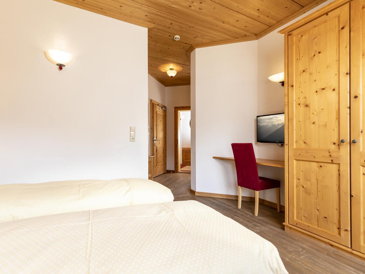 Gaestehaus Larch Алпбах Екстериор снимка